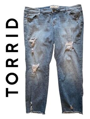 Torrid Boyfriend Destructed Distressed Blue Jeans Raw Hems Plus Size 20